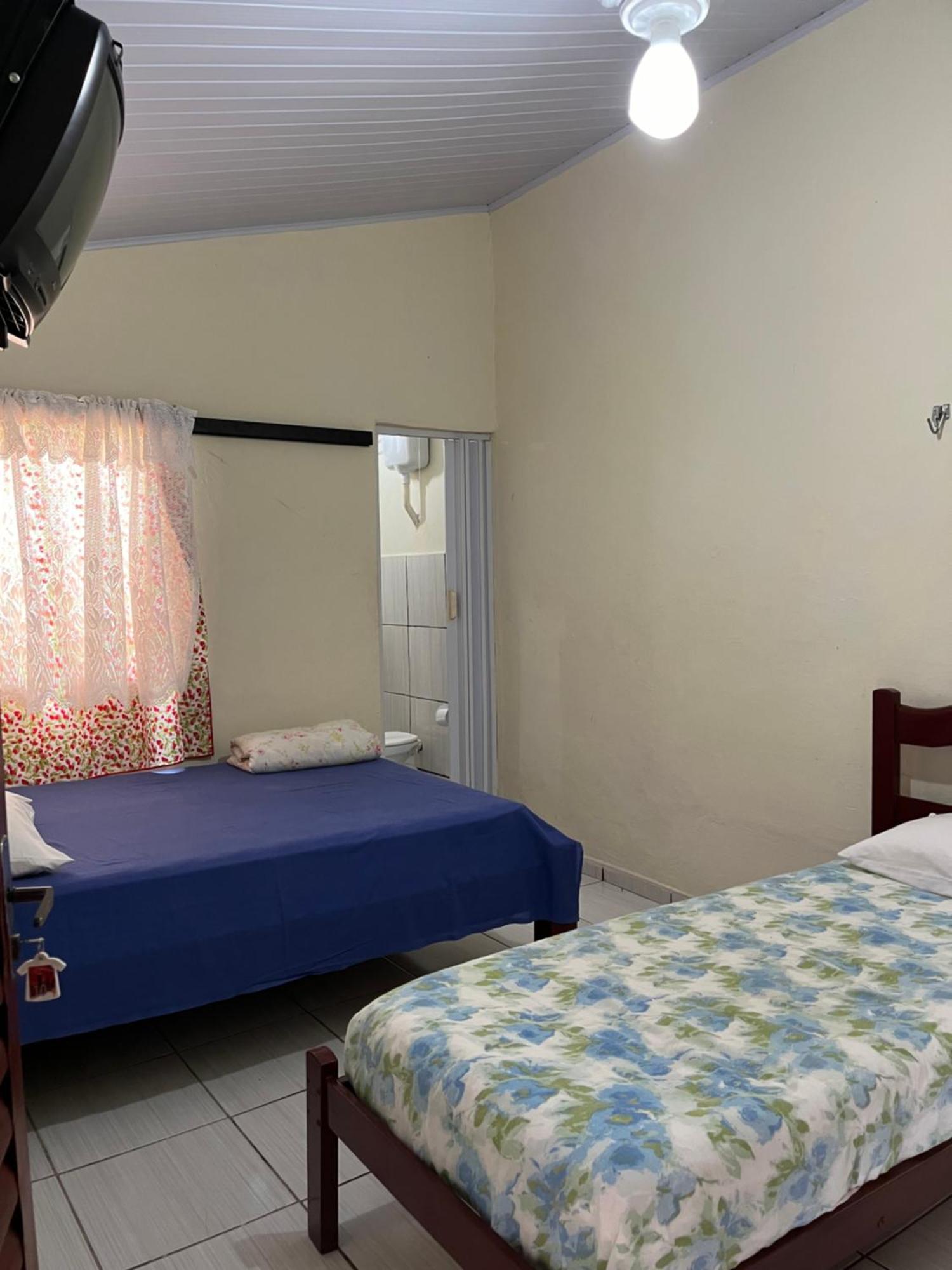 Suites Sao Judas ปิเรนนอโปลิส ภายนอก รูปภาพ