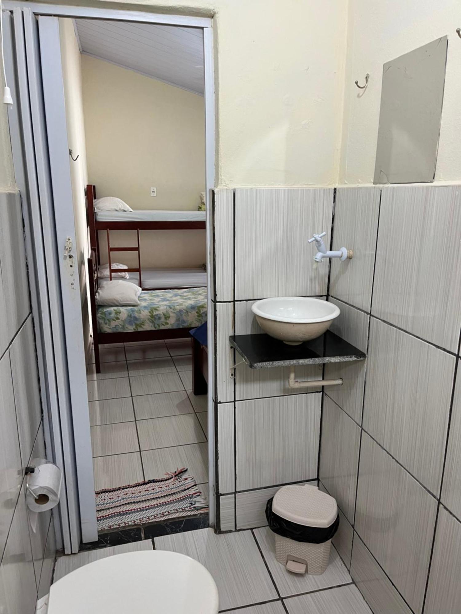 Suites Sao Judas ปิเรนนอโปลิส ภายนอก รูปภาพ