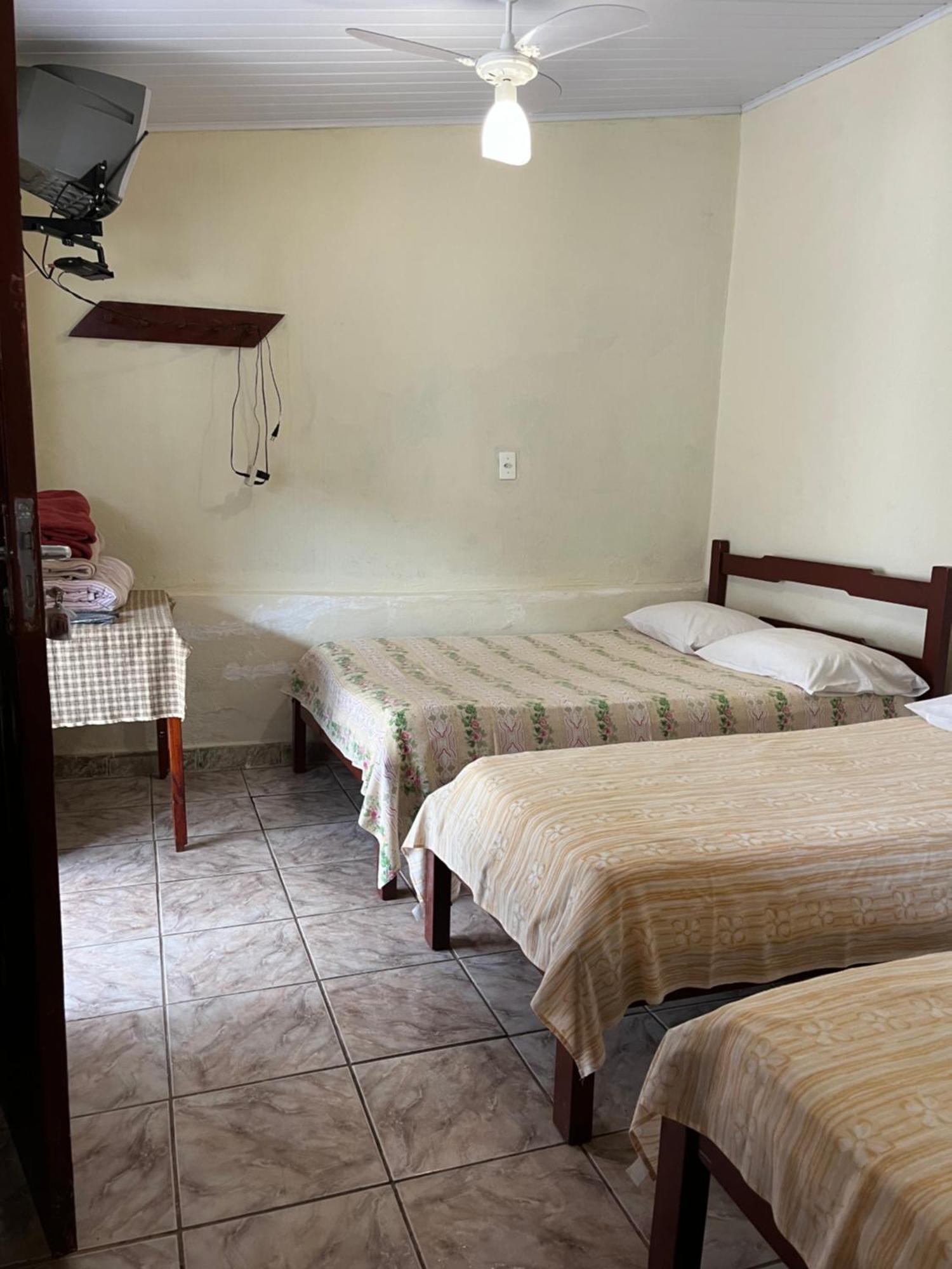 Suites Sao Judas ปิเรนนอโปลิส ภายนอก รูปภาพ
