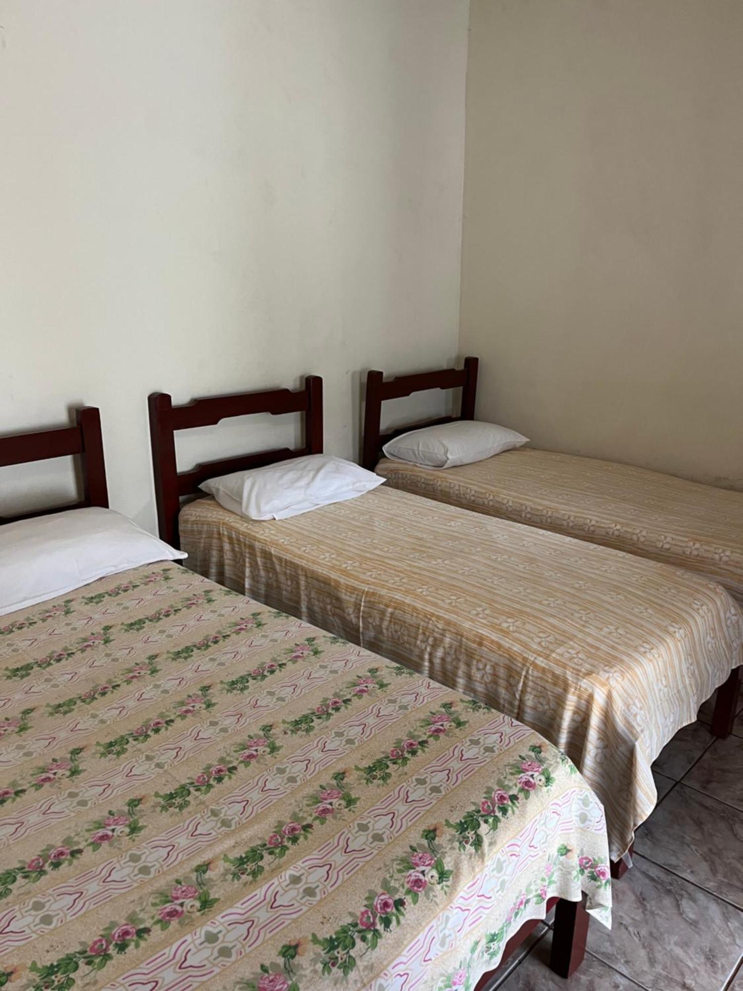 Suites Sao Judas ปิเรนนอโปลิส ภายนอก รูปภาพ